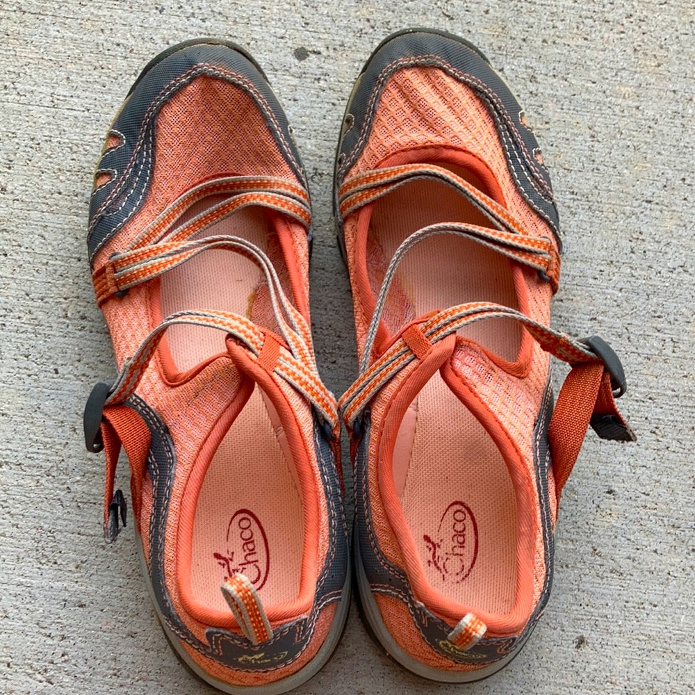 Waterproof Salmon colored Chacos. Gently used. Really good condition!